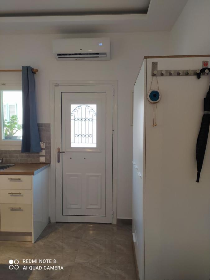 Golden Mile Studio-Apartment Ipsos Luaran gambar
