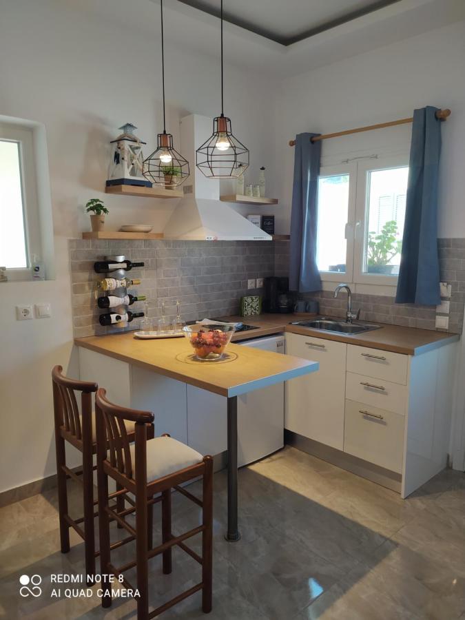 Golden Mile Studio-Apartment Ipsos Luaran gambar
