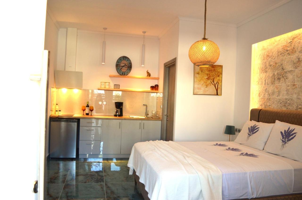 Golden Mile Studio-Apartment Ipsos Luaran gambar